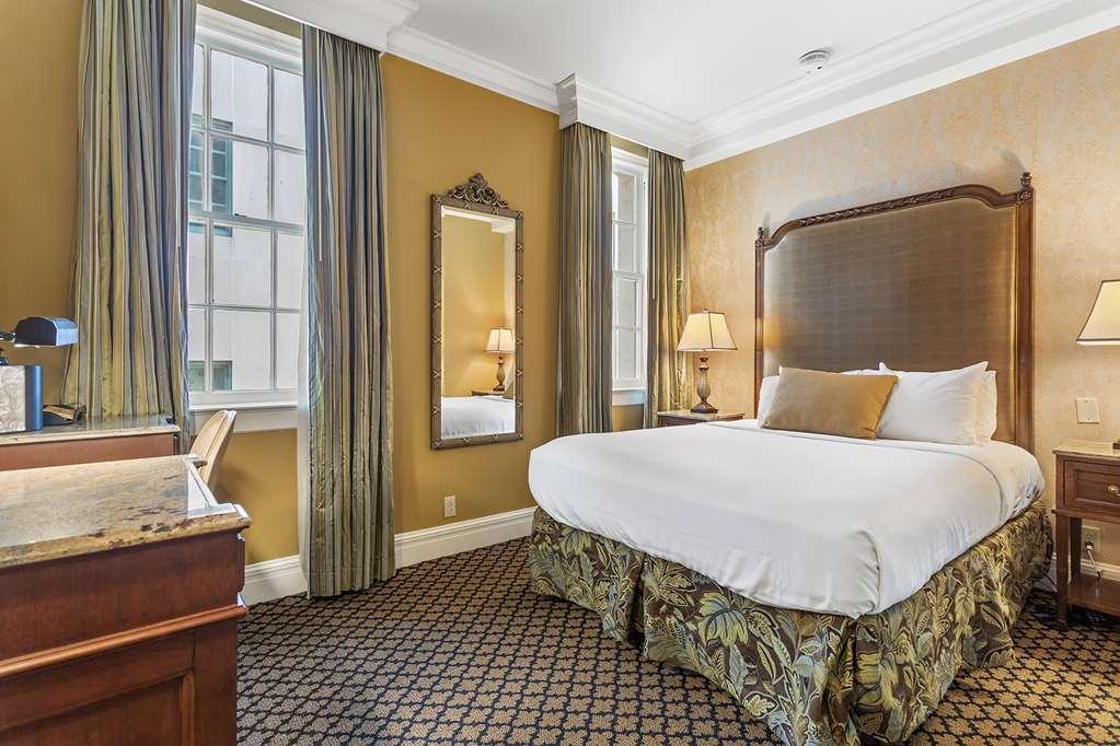 Lafayette Luxurban. Trademark New Orleans