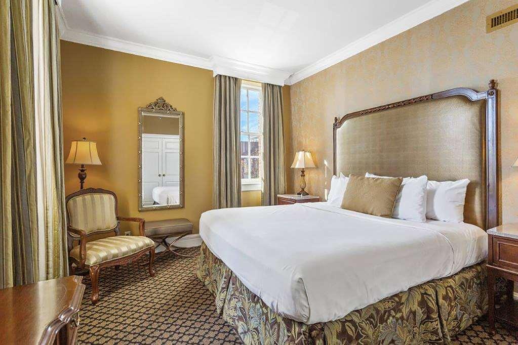 Hotel Lafayette Luxurban. Trademark *