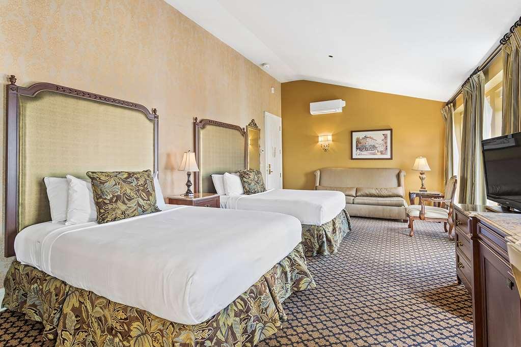 Lafayette Luxurban. Trademark New Orleans