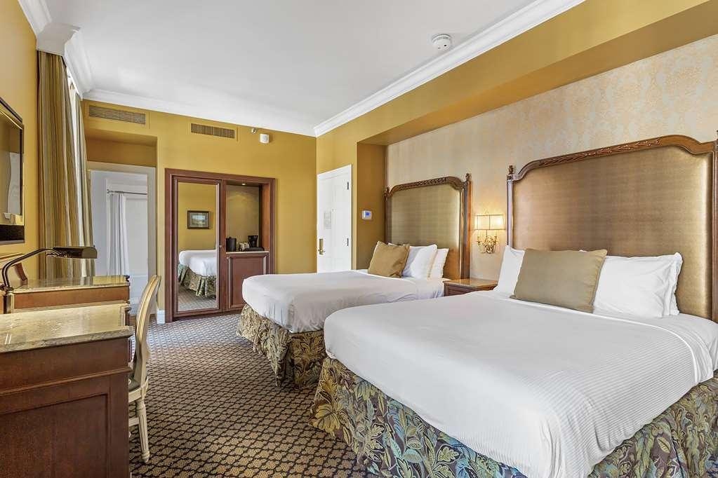 Lafayette Luxurban. Trademark Hotel *