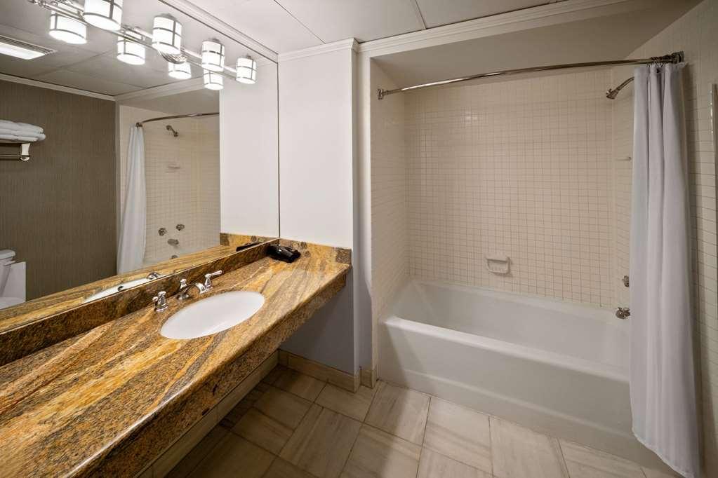 Hotel Lafayette Luxurban. Trademark New Orleans